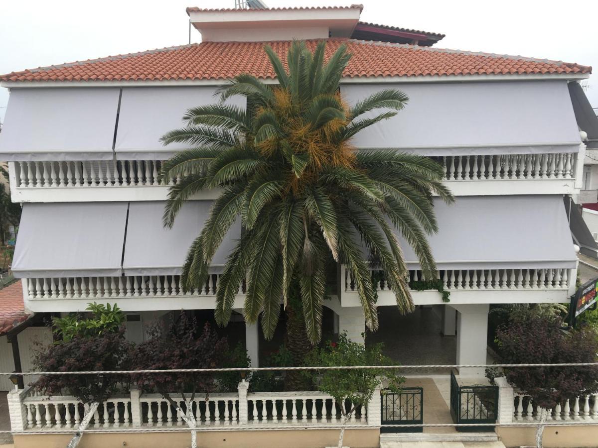 Dionisos Palms Apartments Paralia Dionysiou Exterior foto